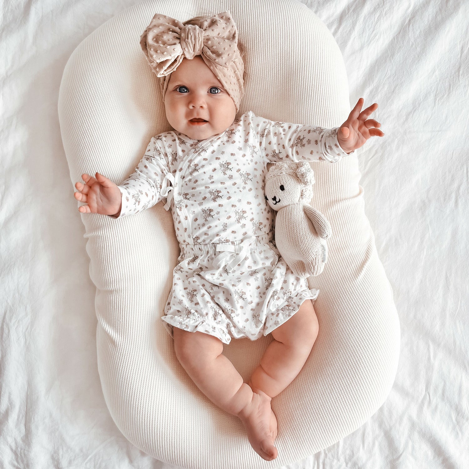 Bamboo/Organic Cotton Kali Bodysuit - Vanilla Bouquet - Elke and Indigo